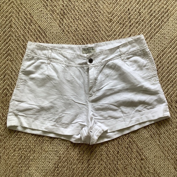 Banana Republic White Linen Shorts 12 - Picture 1 of 4